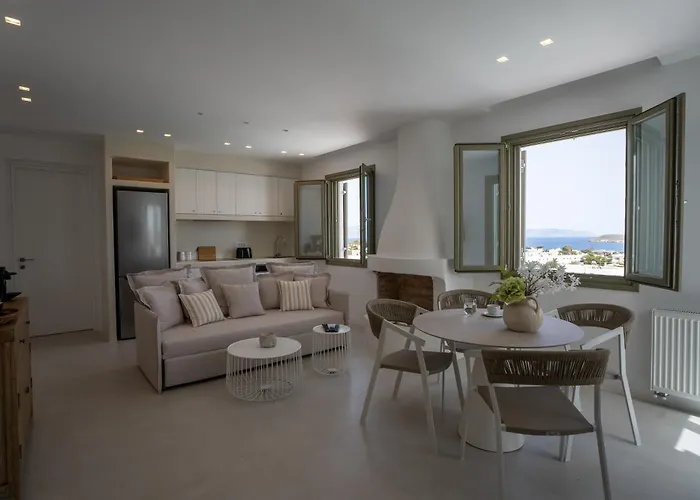 Paros Breeze Luxury فيلة دريوس