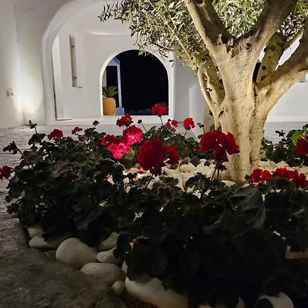Paros Breeze Luxury