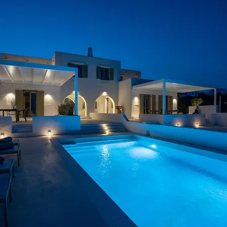 Paros Breeze Luxury