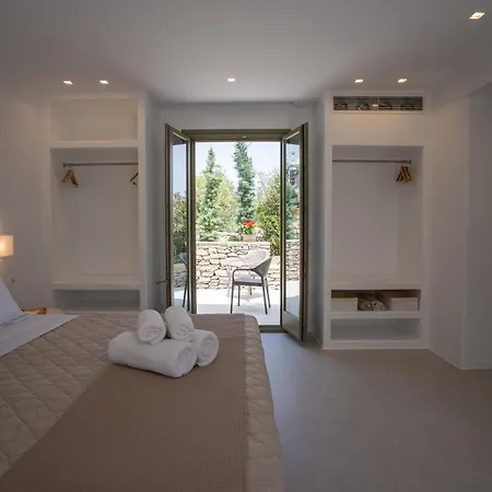 Paros Breeze Luxury Villa