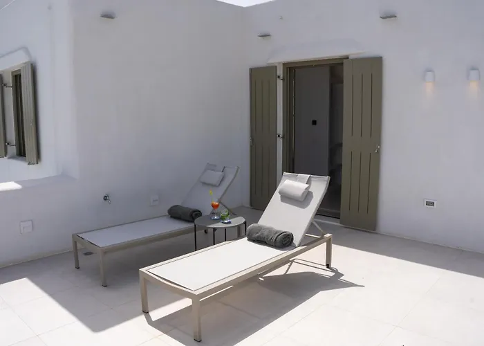Paros Breeze Luxury Drios